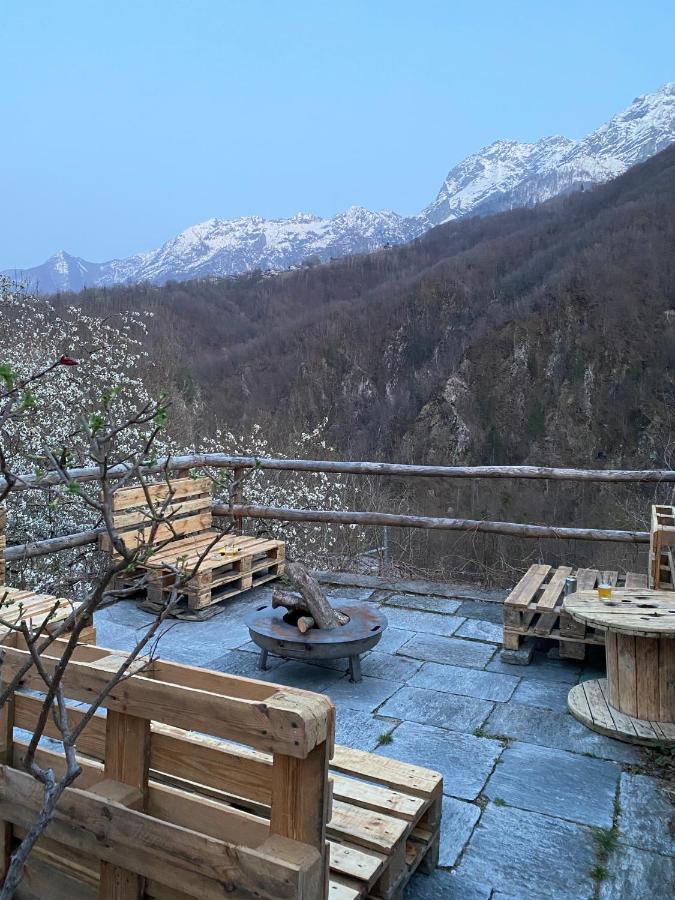 Osteria Gruetli Con Alloggio Borgnone 외부 사진